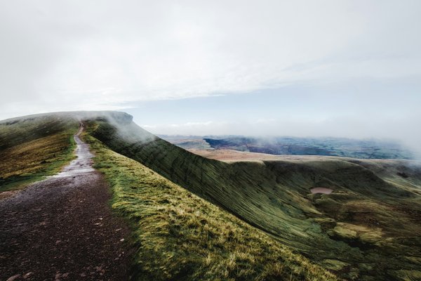 Quels sont les meilleurs sentiers pour une randonnée dans les montagnes de Tatra?
